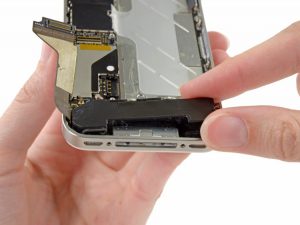Замена полифонического (музыкального) динамика iPhone 4/4S