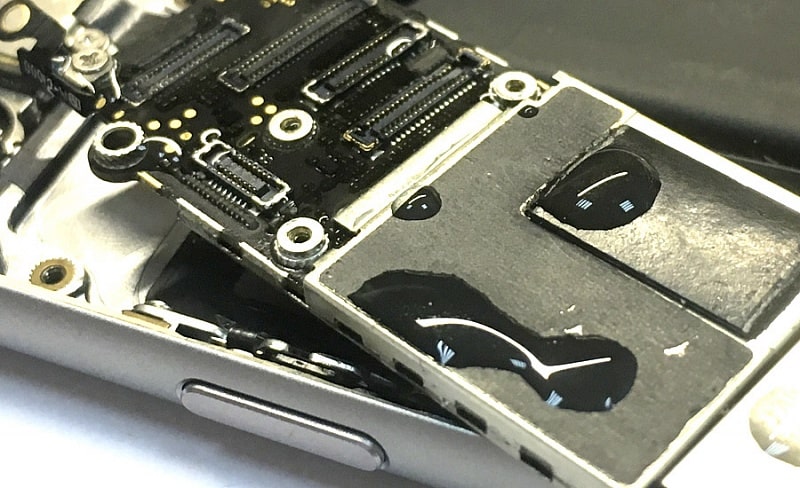 Ремонт после попадания влаги iPhone 5