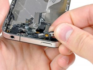 Ремонт кнопки включения iPhone 4/4s