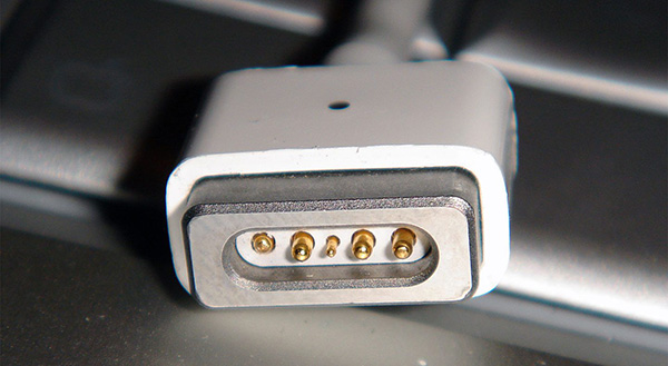 magsafe_pushed_pin