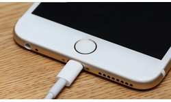 Зарядка iPhone