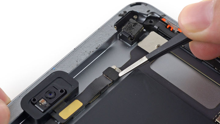 Замена фронтальной камеры iPad Mini 2