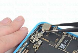 замена камеры Iphone 5c