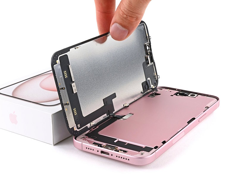 Новый iPhone 15 plus