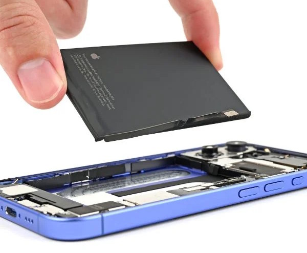 Замена АКБ iPhone 16 plus